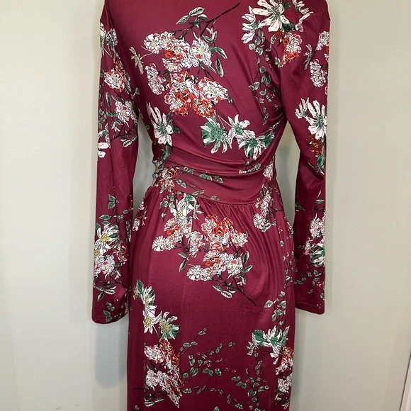 Woman’s Longsleeve Floor Length Floral Dress - Picture 7 of 11